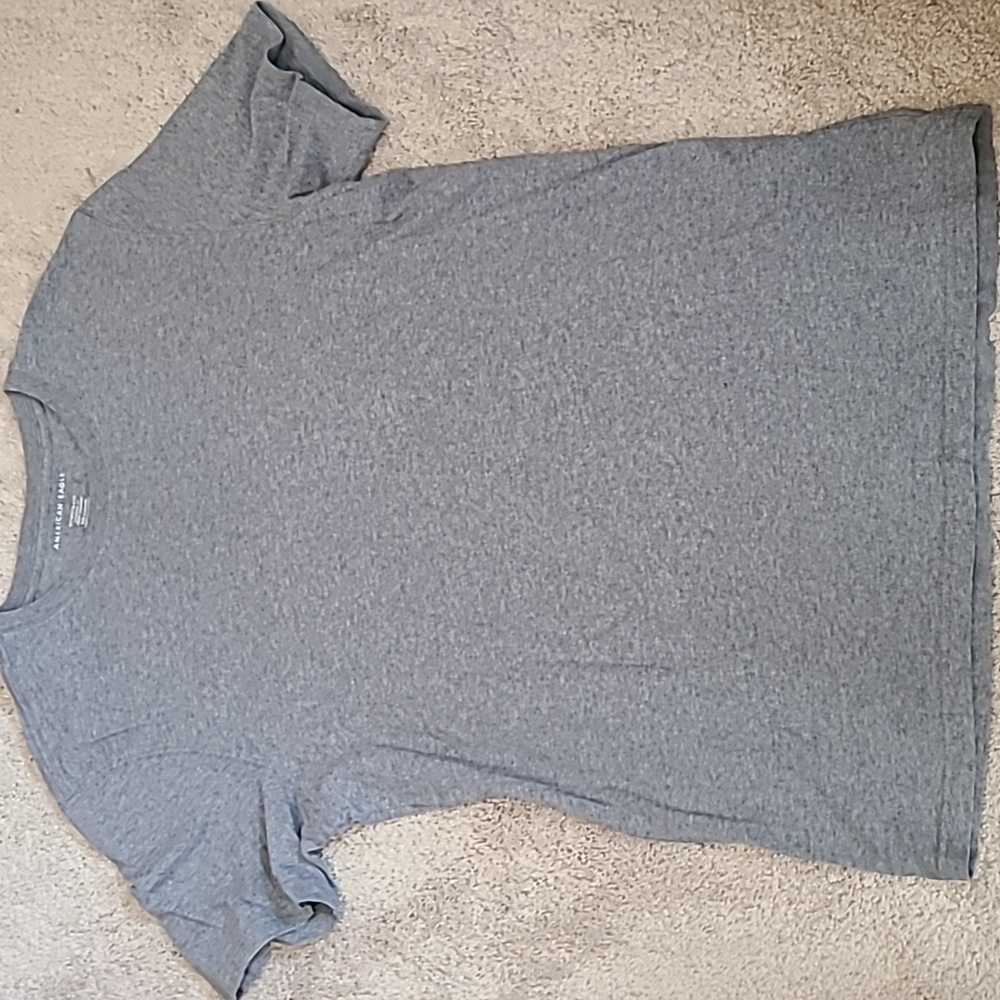 Men's AE tee in medium tall
